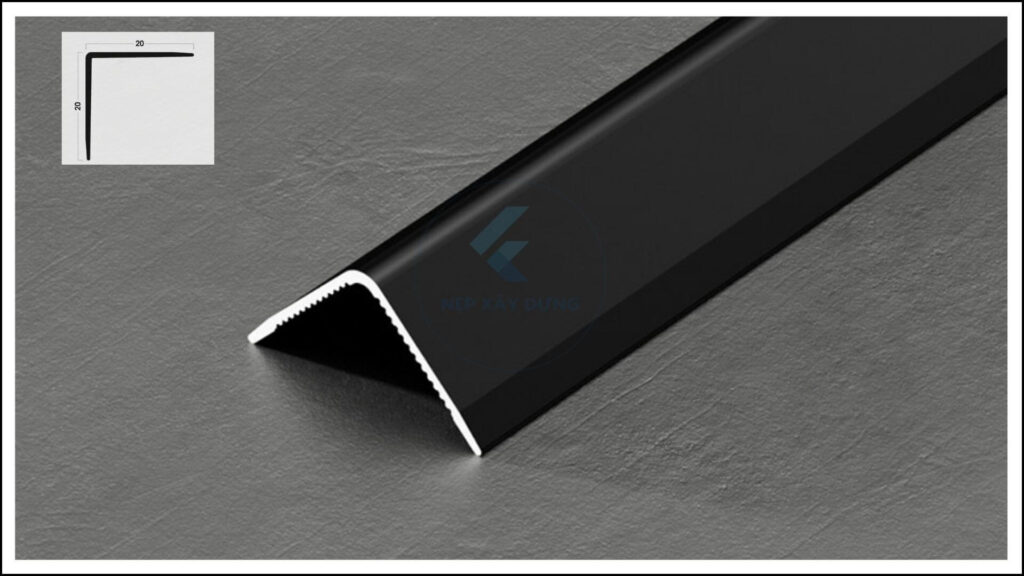 Hình ảnh thực tế nẹp V nhôm đen và mặt cắt