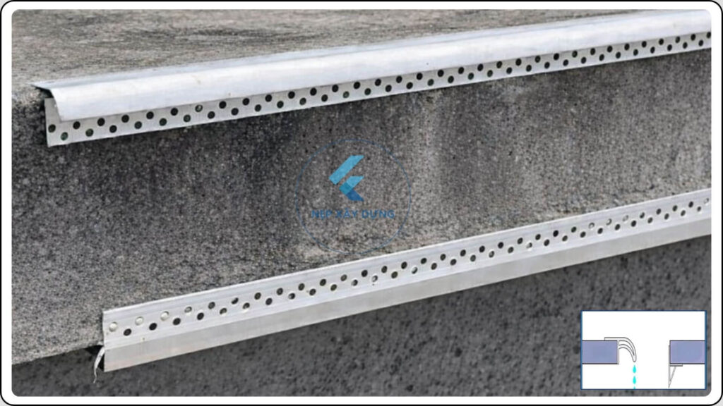 Hình ảnh thực tế nẹp hắt nước mưa